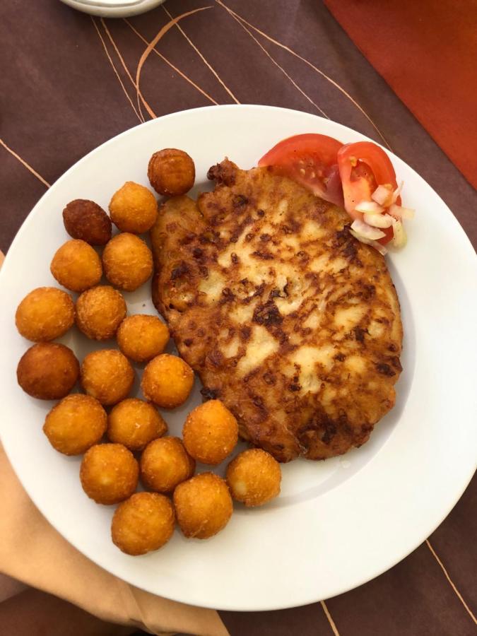 Restaurace A Penzion Mája Benecko Esterno foto
